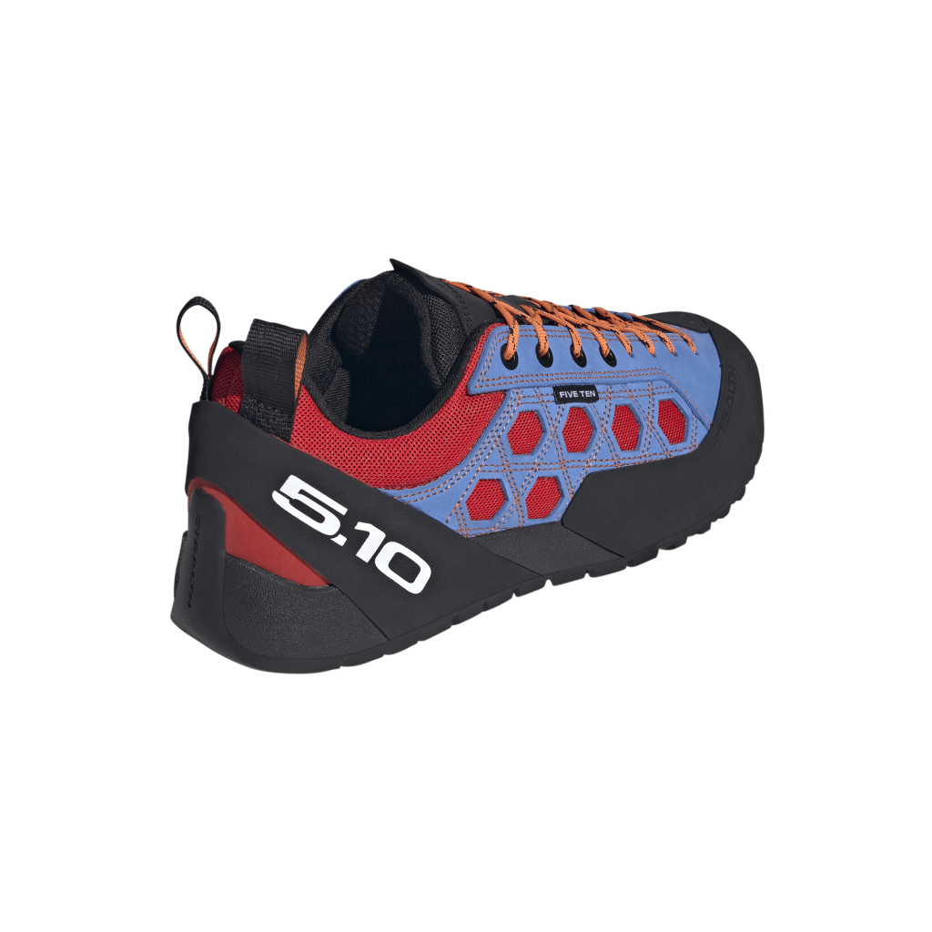 JQ6618_7_FOOTWEAR_Photography_Back Lateral Top View_transparent