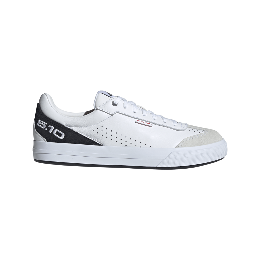 JR3871_1_FOOTWEAR_Photography_Side Lateral Center View_transparent