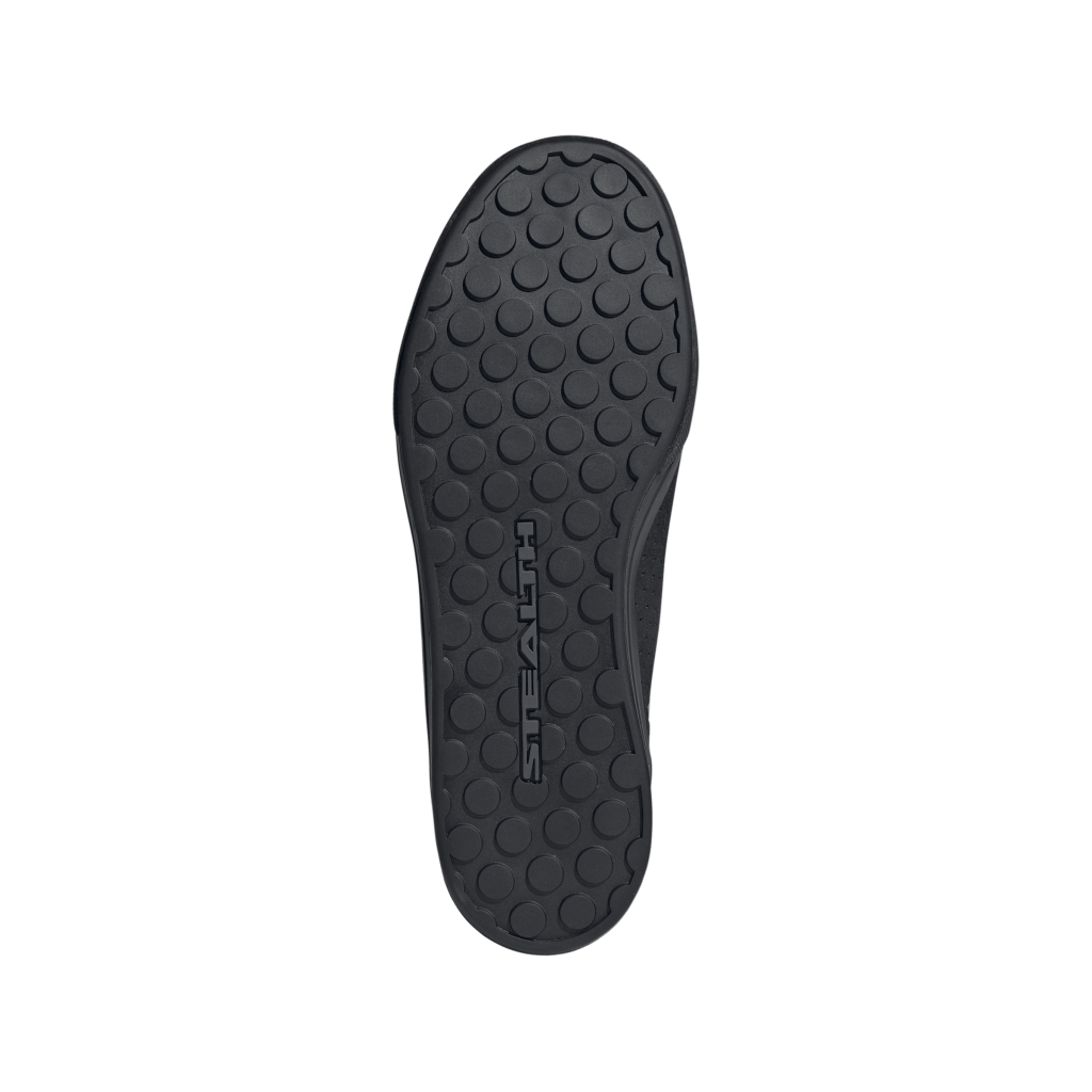 JR3872_4_FOOTWEAR_Photography_Bottom View_transparent